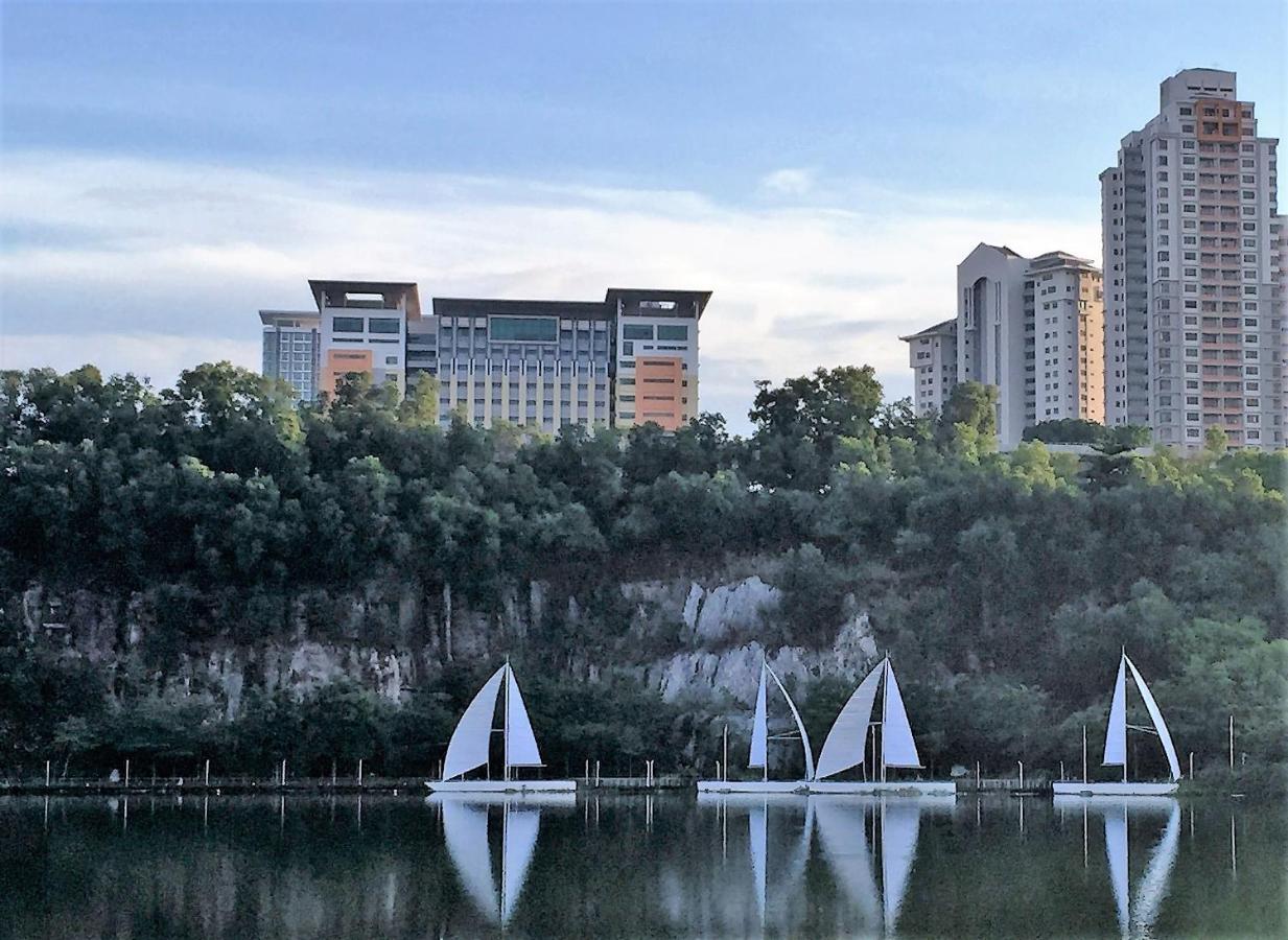 Resort Suites By Landmark At Bandar Sunway Sunway Lagoon Kampong Penaga  외부 사진